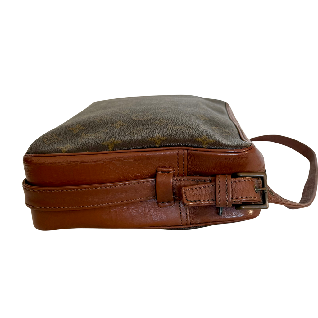 LOUIS VUITTON Monogram Canvas Sac Gibecière GM