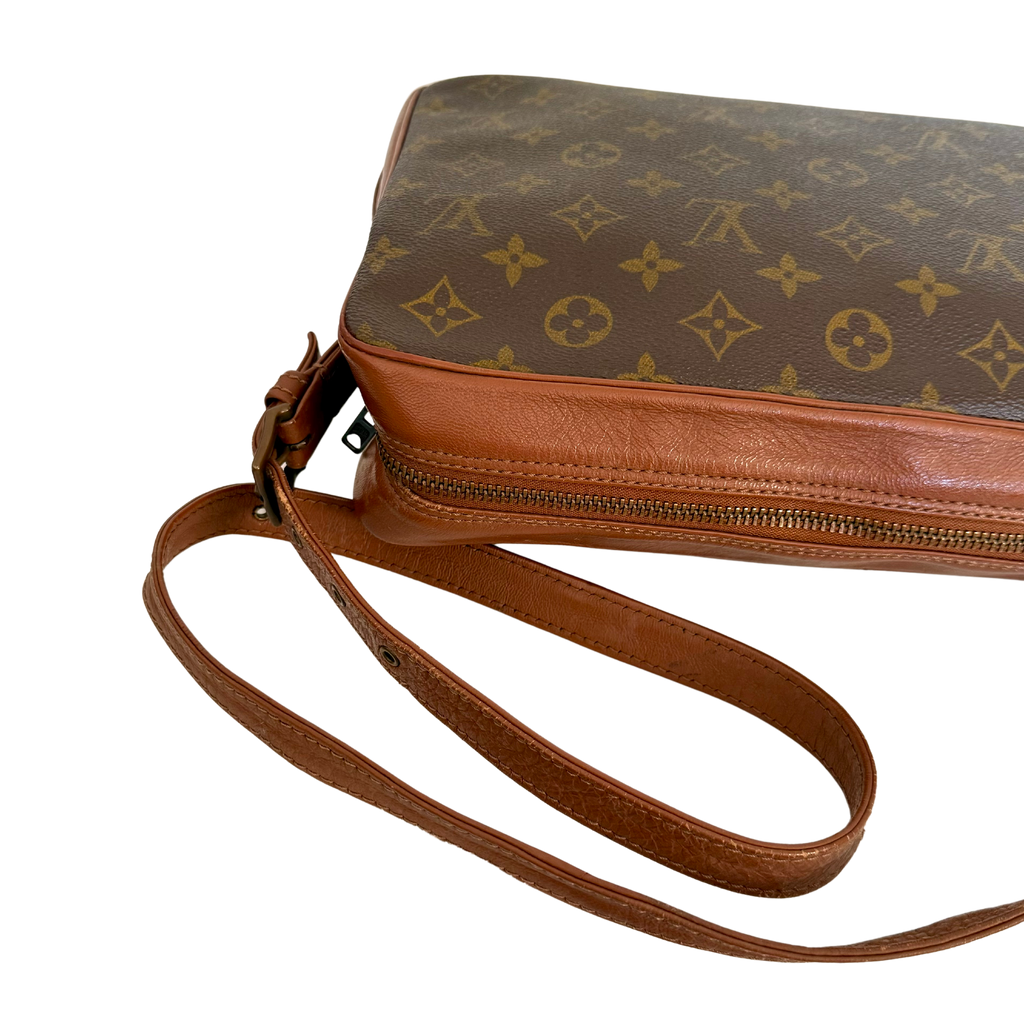 LOUIS VUITTON Monogram Canvas Sac Gibecière GM